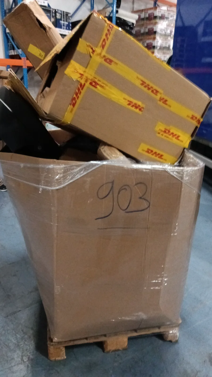 TradeFix Mixpallet retouren PAL-903 — Van alles mix oa Intex,tuindingen